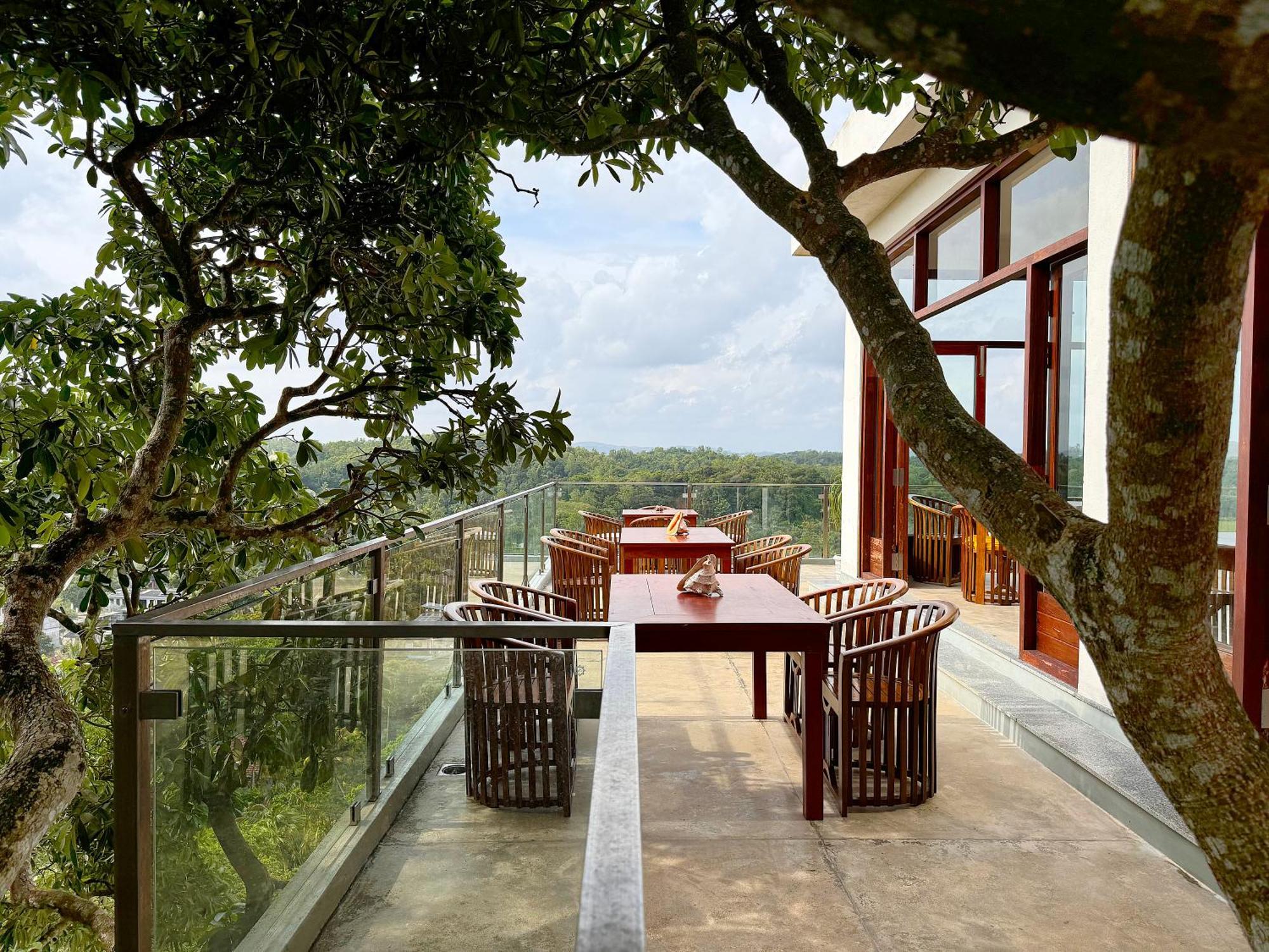 Coastline Mirissa Boutique Hotel And Spa Luaran gambar
