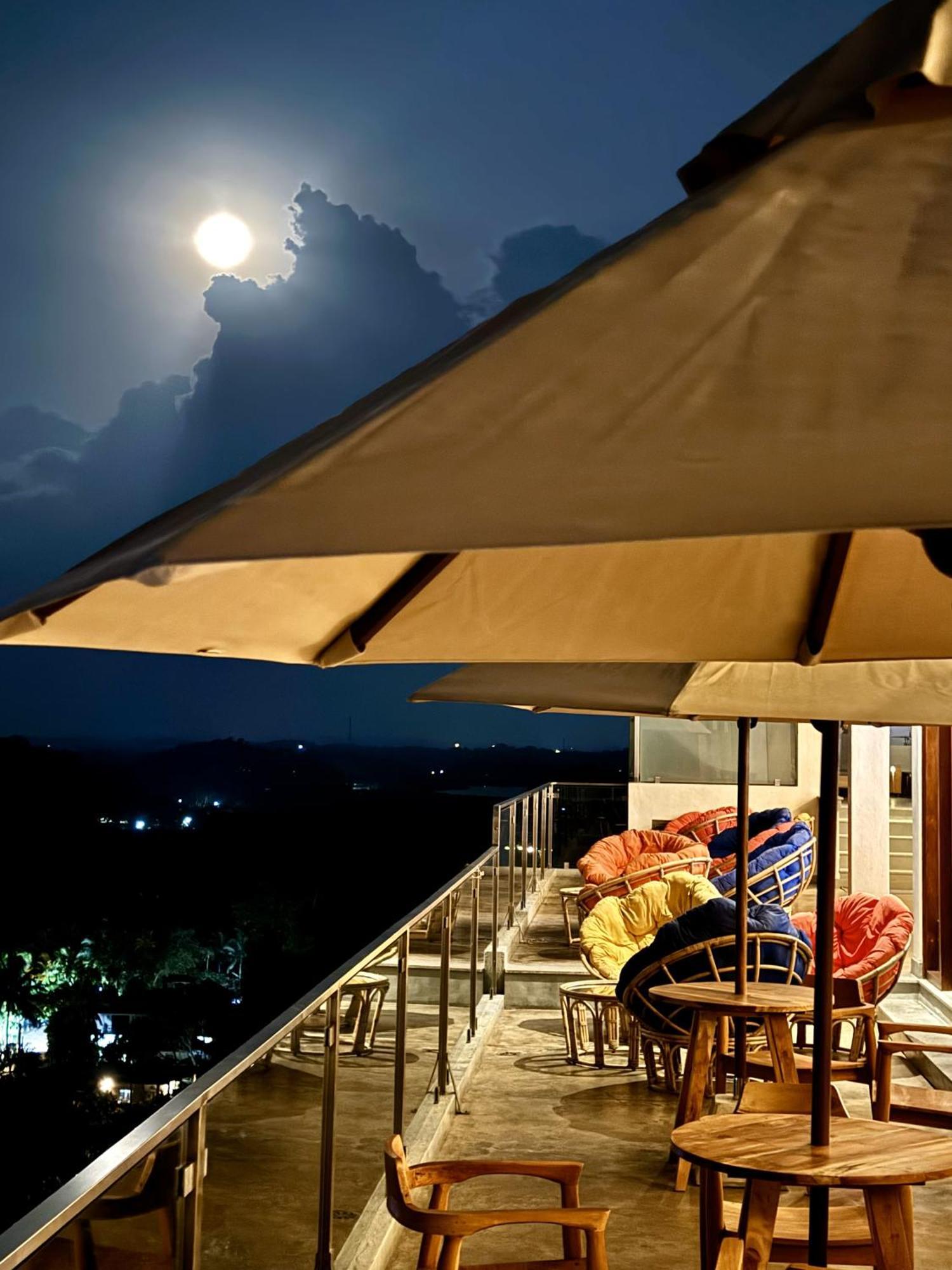 Coastline Mirissa Boutique Hotel And Spa Luaran gambar